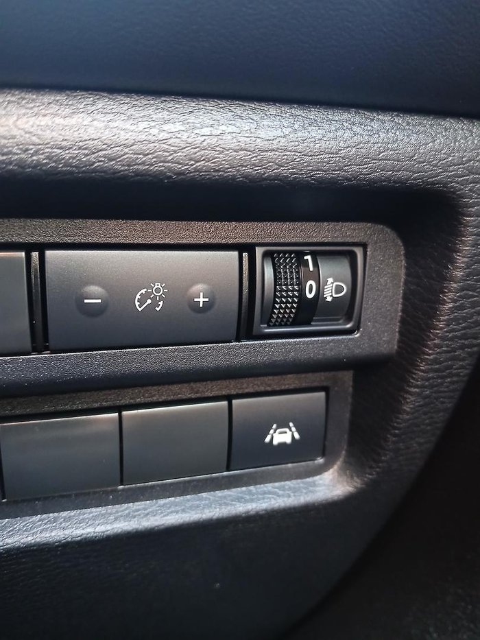 2024 Mitsubishi Outlander ES