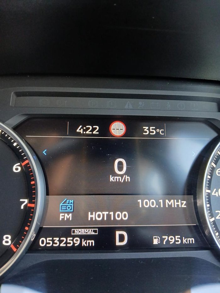 2024 Mitsubishi Outlander ES