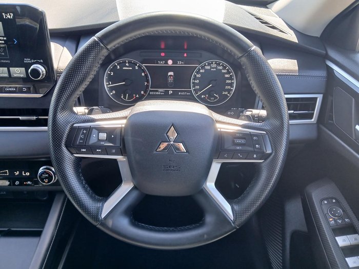2024 Mitsubishi Outlander LS
