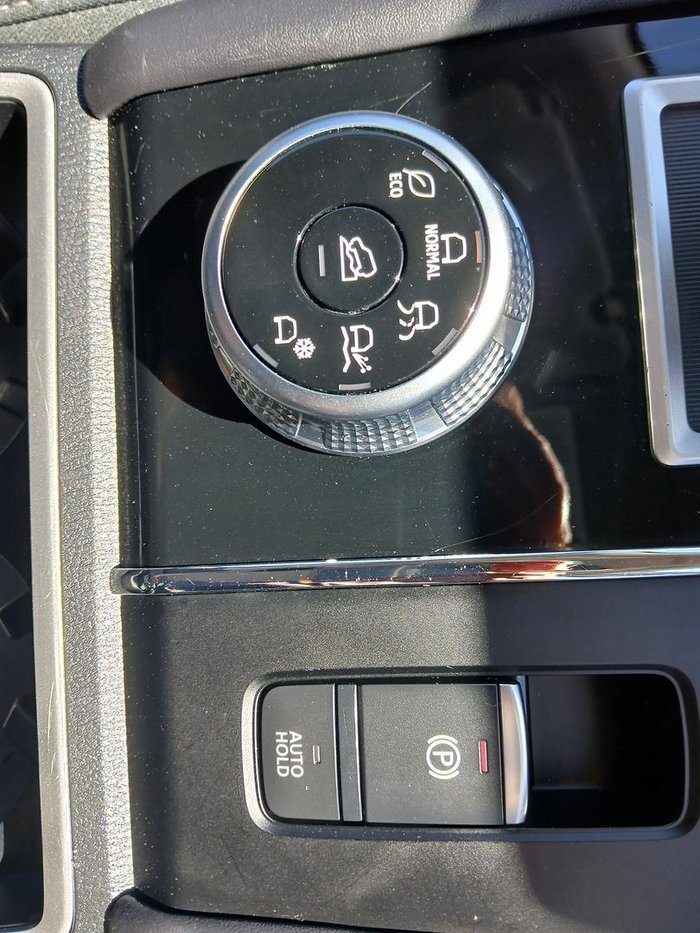 2024 Mitsubishi Outlander LS