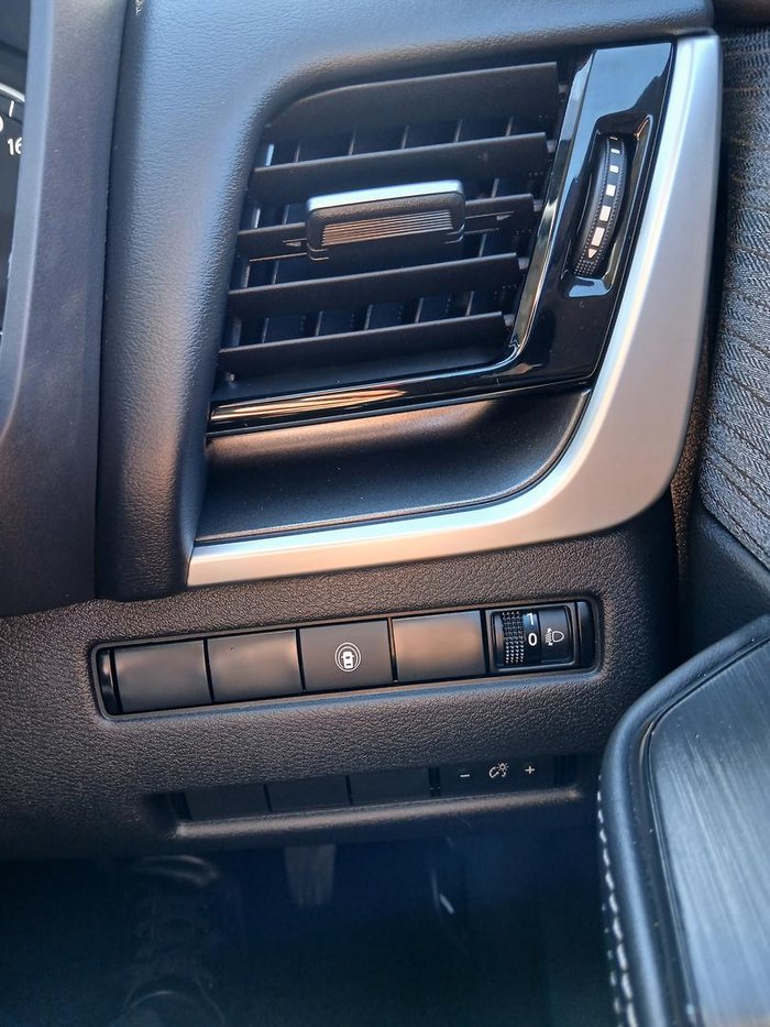 2024 Nissan X-TRAIL ST