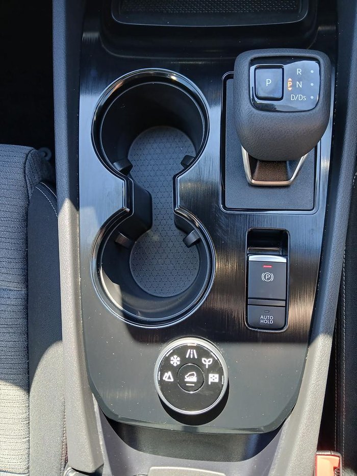 2024 Nissan X-TRAIL ST