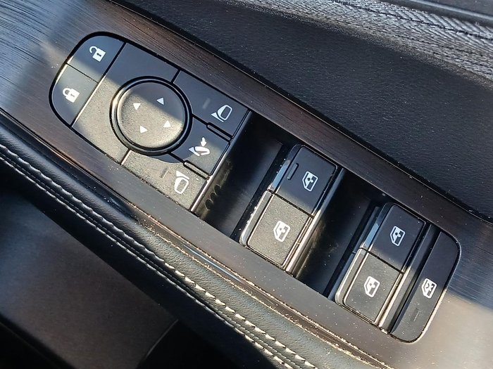 2024 Nissan X-TRAIL ST