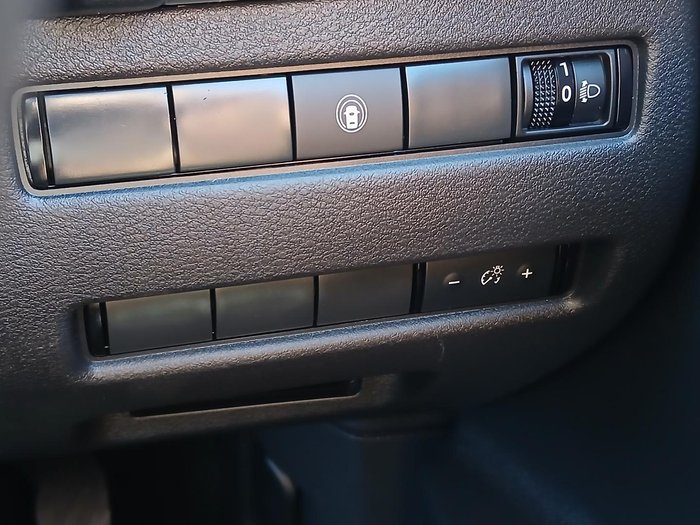 2024 Nissan X-TRAIL ST