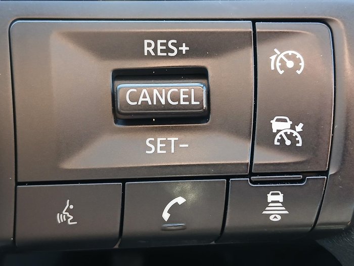 2024 Nissan X-TRAIL ST