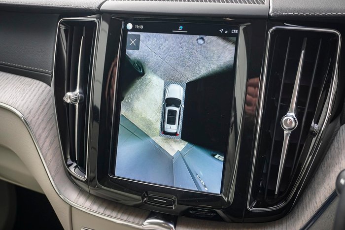 2021 Volvo XC60 B5 Inscription