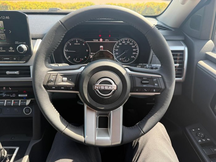 2026 Nissan Navara ST-X