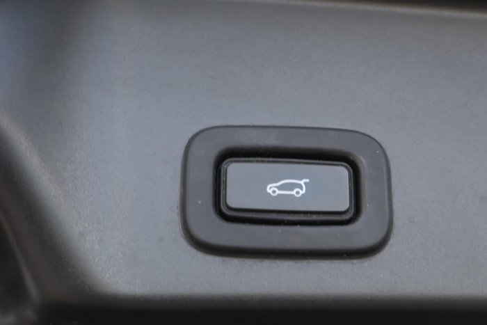 2019 Land Rover Range Rover Evoque P200 S