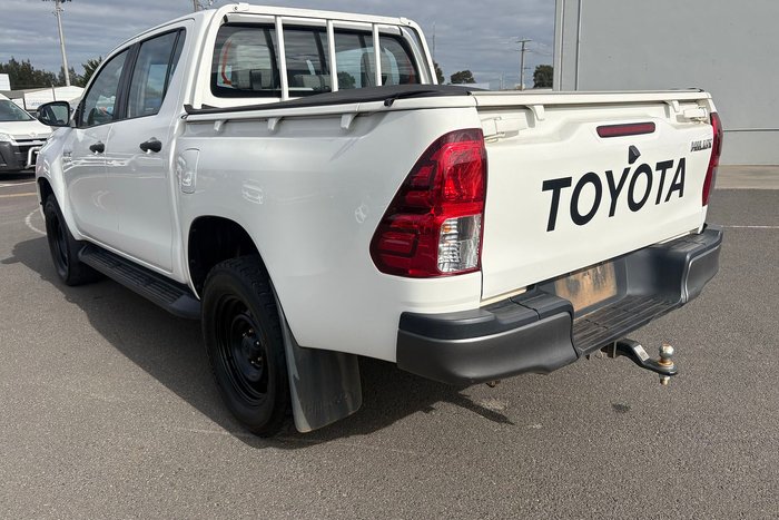 2020 Toyota Hilux SR