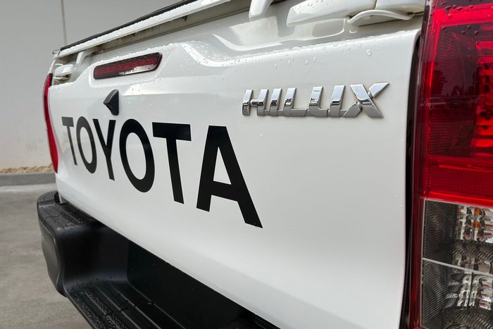 2020 Toyota Hilux SR