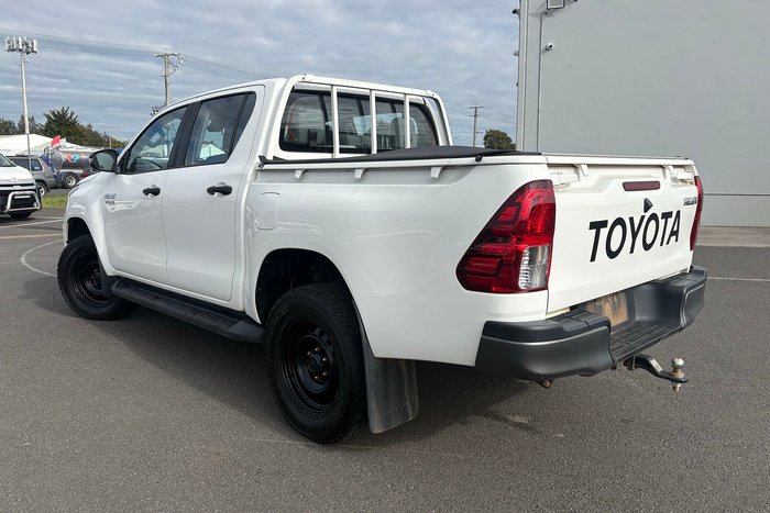 2020 Toyota Hilux SR