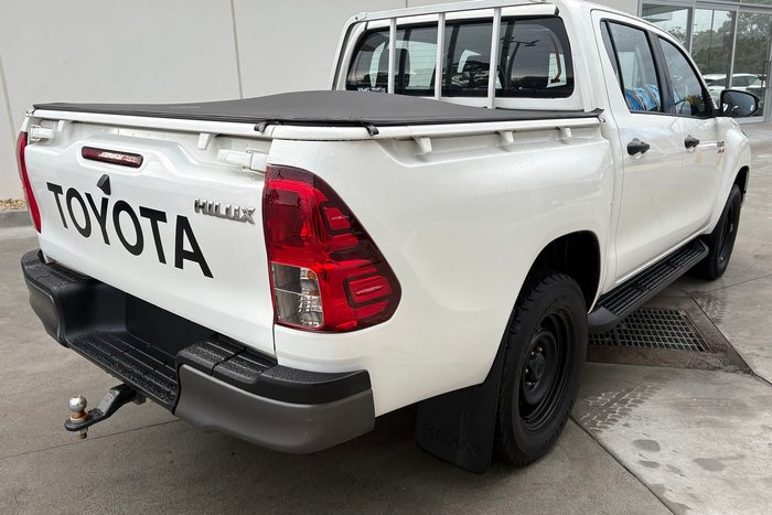 2020 Toyota Hilux SR