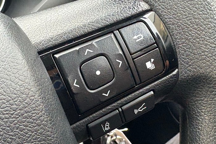 2020 Toyota Hilux SR