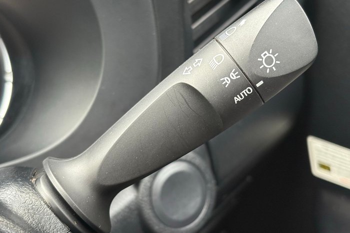 2020 Toyota Hilux SR
