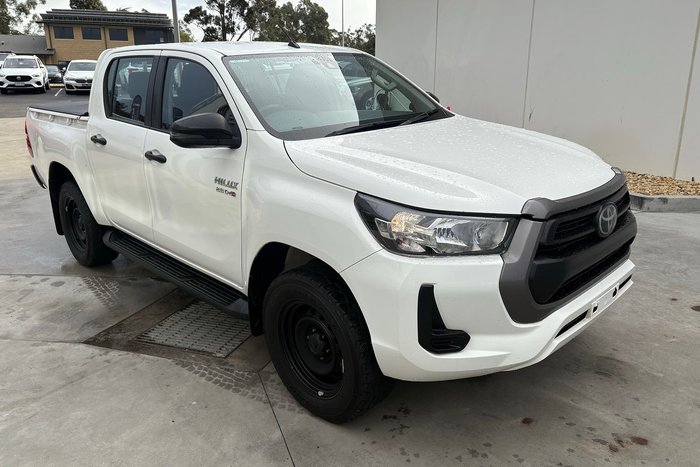 2020 Toyota Hilux SR