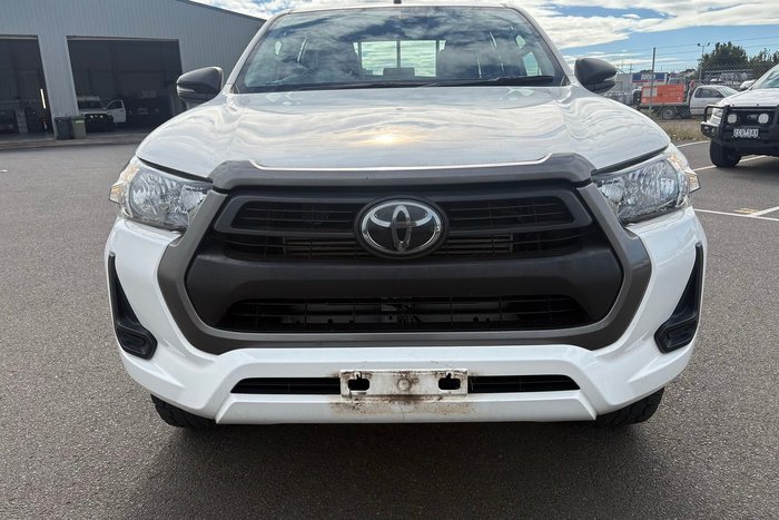 2020 Toyota Hilux SR
