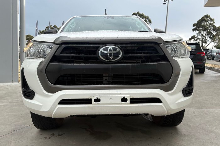 2020 Toyota Hilux SR