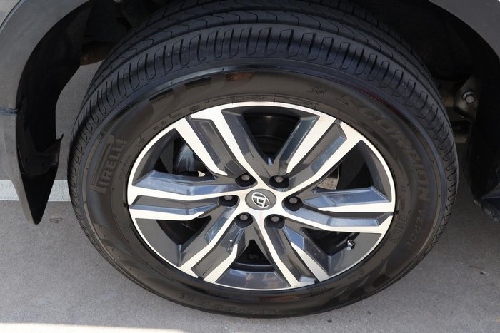 2022 LDV D90 Executive