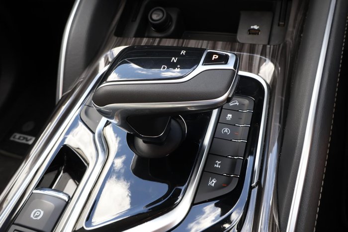 2022 LDV D90 Executive