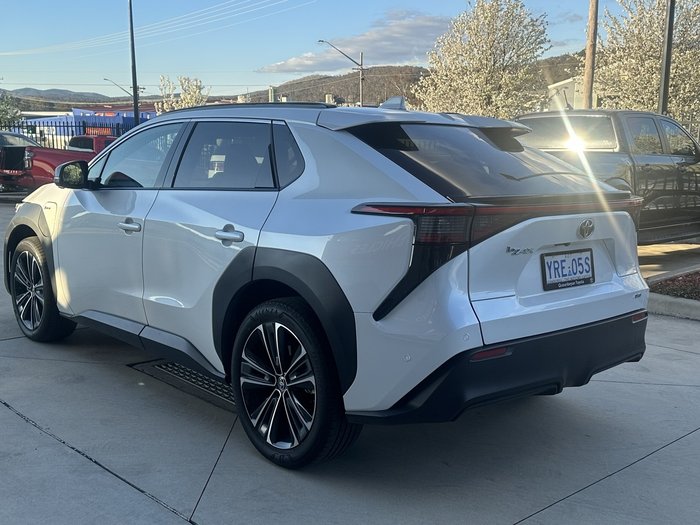 2024 Toyota bZ4X AWD