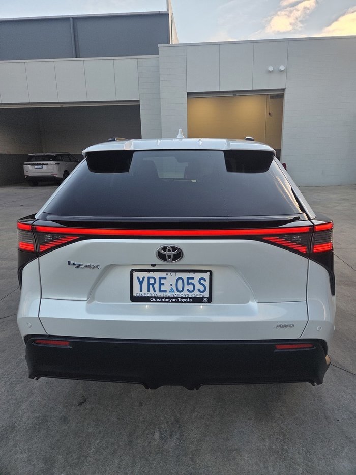 2024 Toyota bZ4X AWD