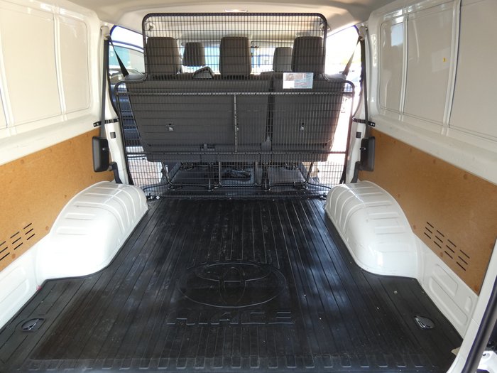 2022 Toyota Hiace LWB (5 Seats)