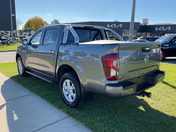 2024 Nissan Navara ST