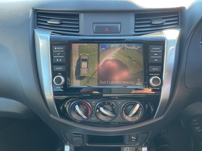 2024 Nissan Navara ST