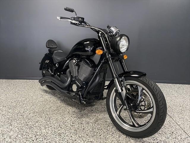 2010 Victory Kingpin 8-Ball