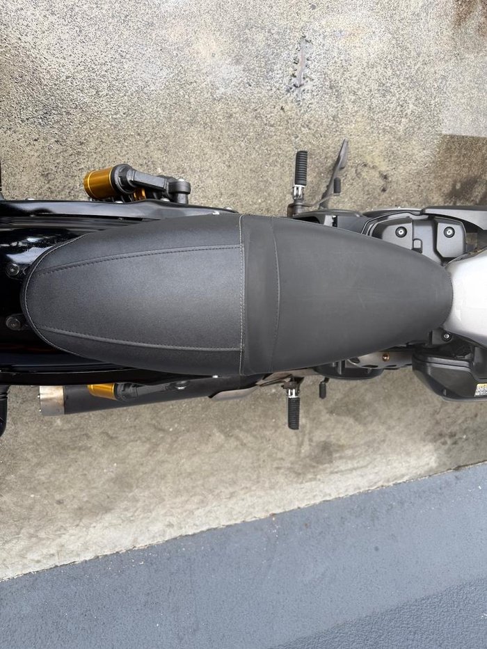 2015 Yamaha Bolt (XVS950CU) Bolt Grey