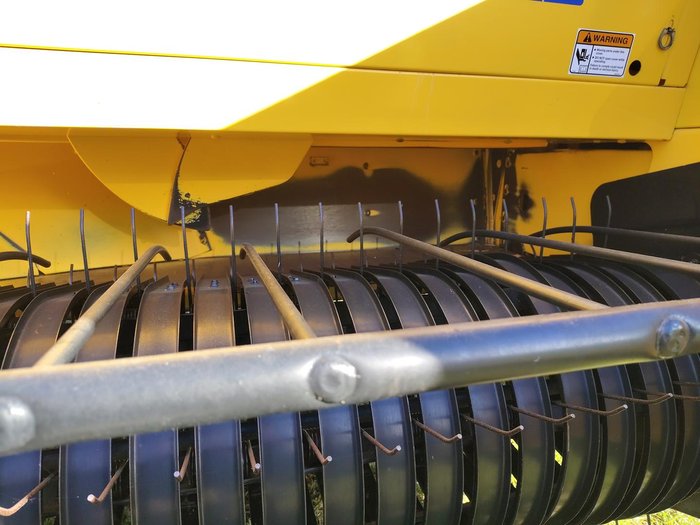 2017 New Holland Bc5060