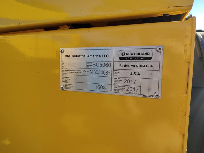 2017 New Holland Bc5060