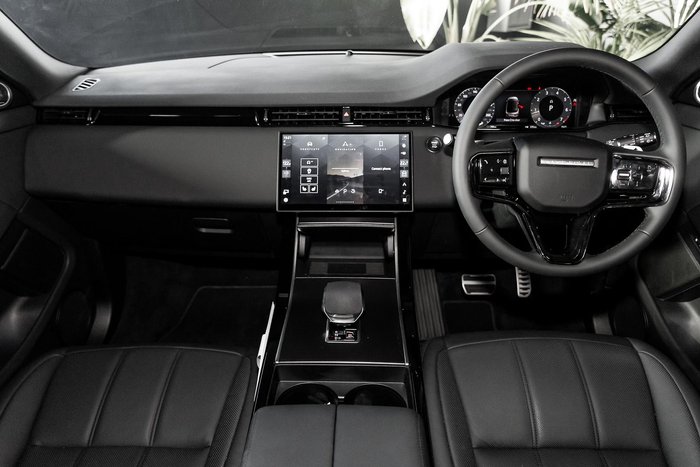 2025 Land Rover Range Rover Evoque P250 Dynamic SE