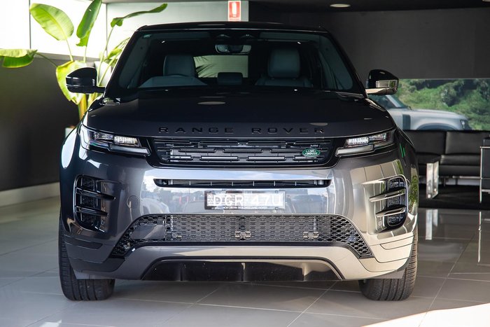 2025 Land Rover Range Rover Evoque P250 Dynamic SE