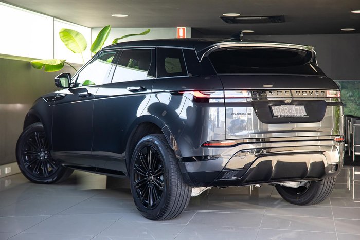 2025 Land Rover Range Rover Evoque P250 Dynamic SE