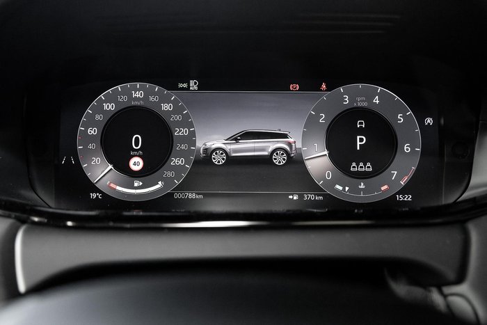 2025 Land Rover Range Rover Evoque P250 Dynamic SE