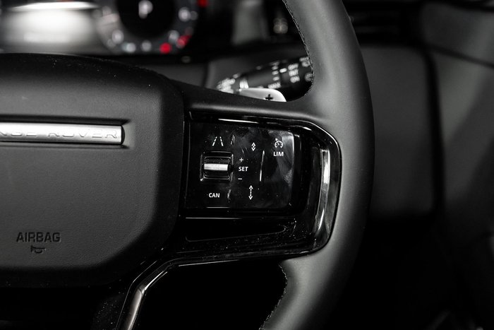 2025 Land Rover Range Rover Evoque P250 Dynamic SE