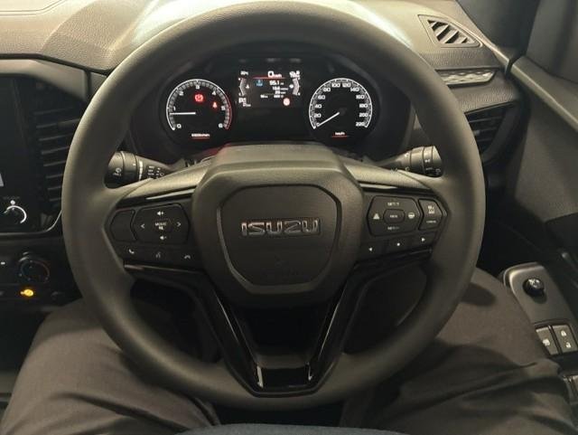 2025 Isuzu D-MAX X-RIDER