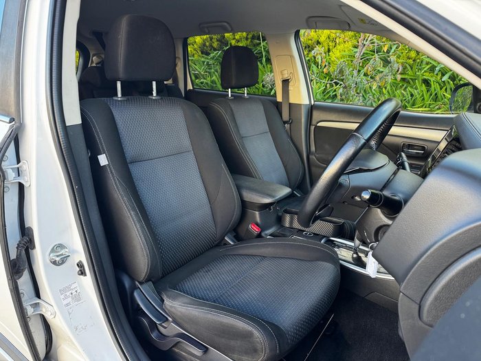 2017 Mitsubishi Outlander LS ZK MY17 4X4 On Demand Starlight