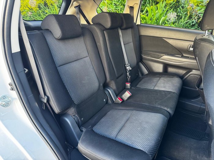 2017 Mitsubishi Outlander LS ZK MY17 4X4 On Demand Starlight