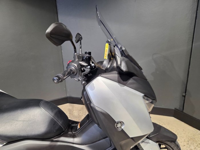2018 Yamaha XMAX 300 (CZD300A) SILVER