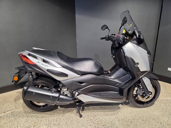 2018 Yamaha XMAX 300 (CZD300A) SILVER