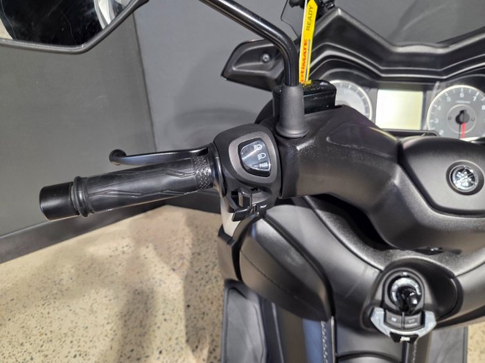 2018 Yamaha XMAX 300 (CZD300A) SILVER
