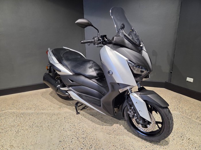 2018 Yamaha XMAX 300 (CZD300A) SILVER