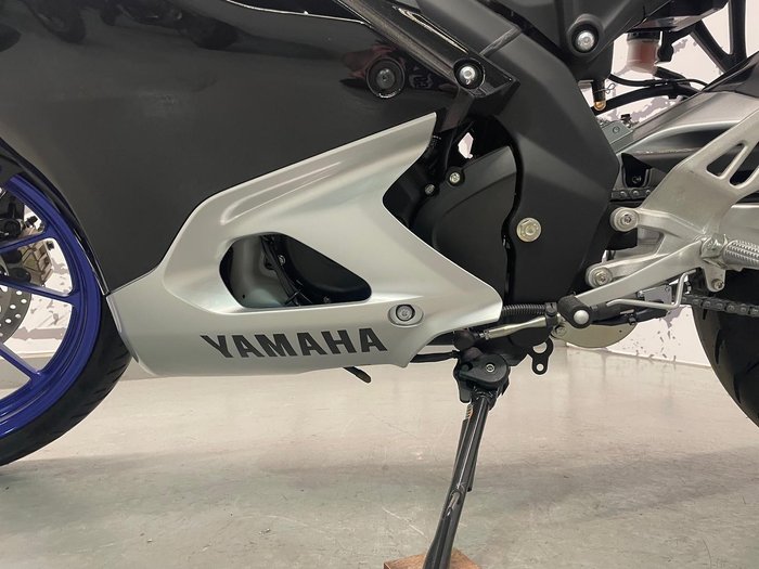 2024 Yamaha YZF-R15M YZF Black