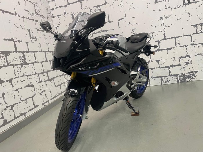2024 Yamaha YZF-R15M YZF Black
