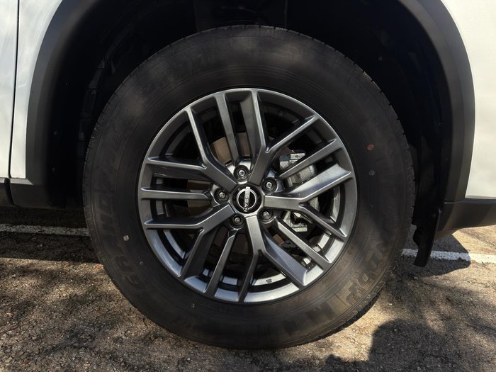 2025 Nissan X-TRAIL ST