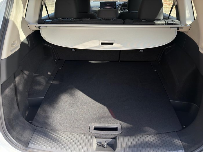 2025 Nissan X-TRAIL ST