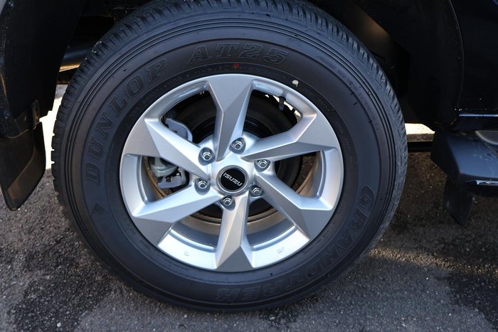 2026 Isuzu MU-X LS-M