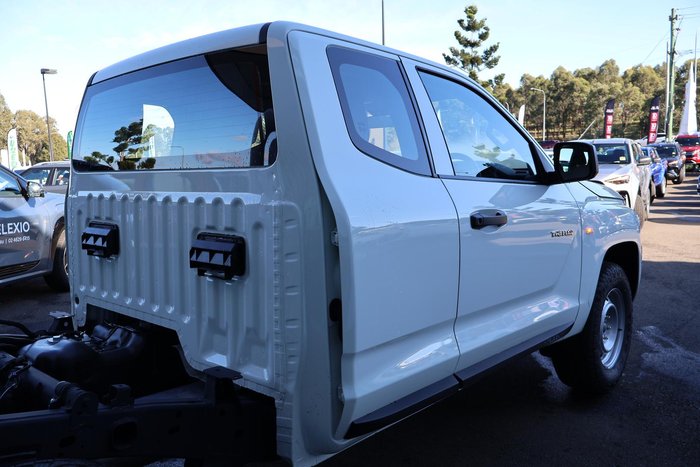 2026 Mitsubishi Triton GLX